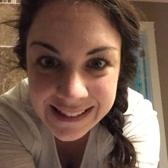 Meet your Posher, Annie - Picture 1 of 1